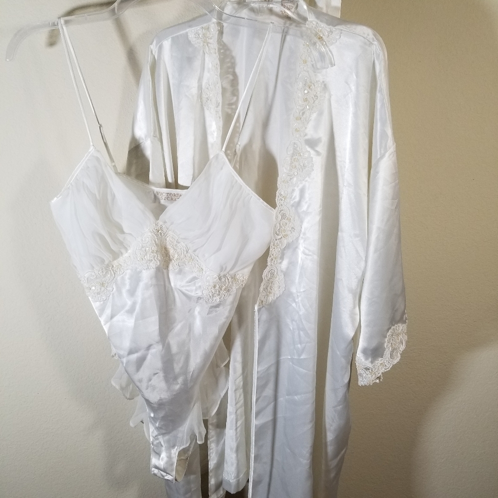 Vintage | Gold Label, Victoria Secret, Ivory Lace Teddy & Robe Lingerie Set, med - Picture 2 of 16